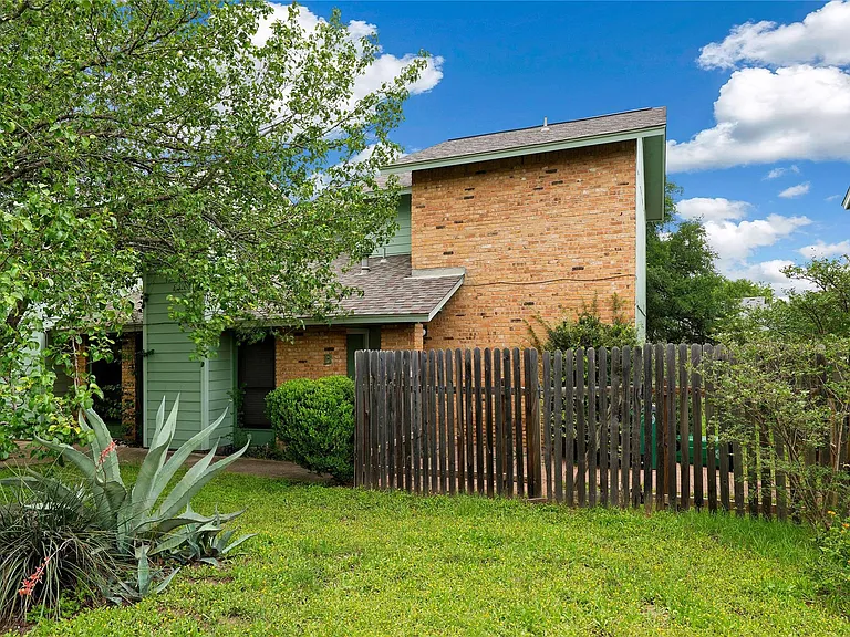 3222 Tamarron Blvd #B — Photo 21