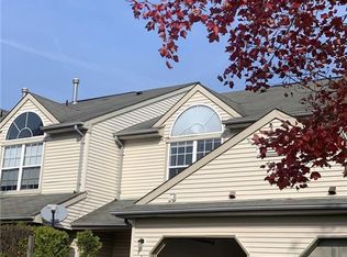 950 Thomas Ave, North Brunswick, NJ 08902