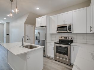 2017 N College Ave, Philadelphia, PA 19121
