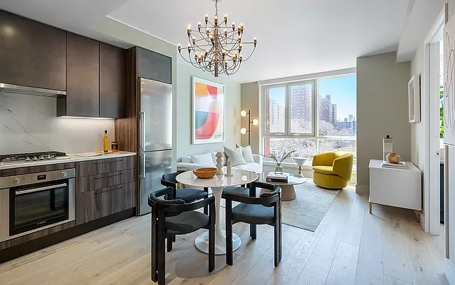 Rented by Manhattan Realty Group | media 14