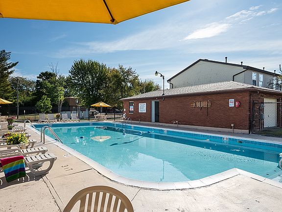 5th image of 2757 Audubon Dr APT A