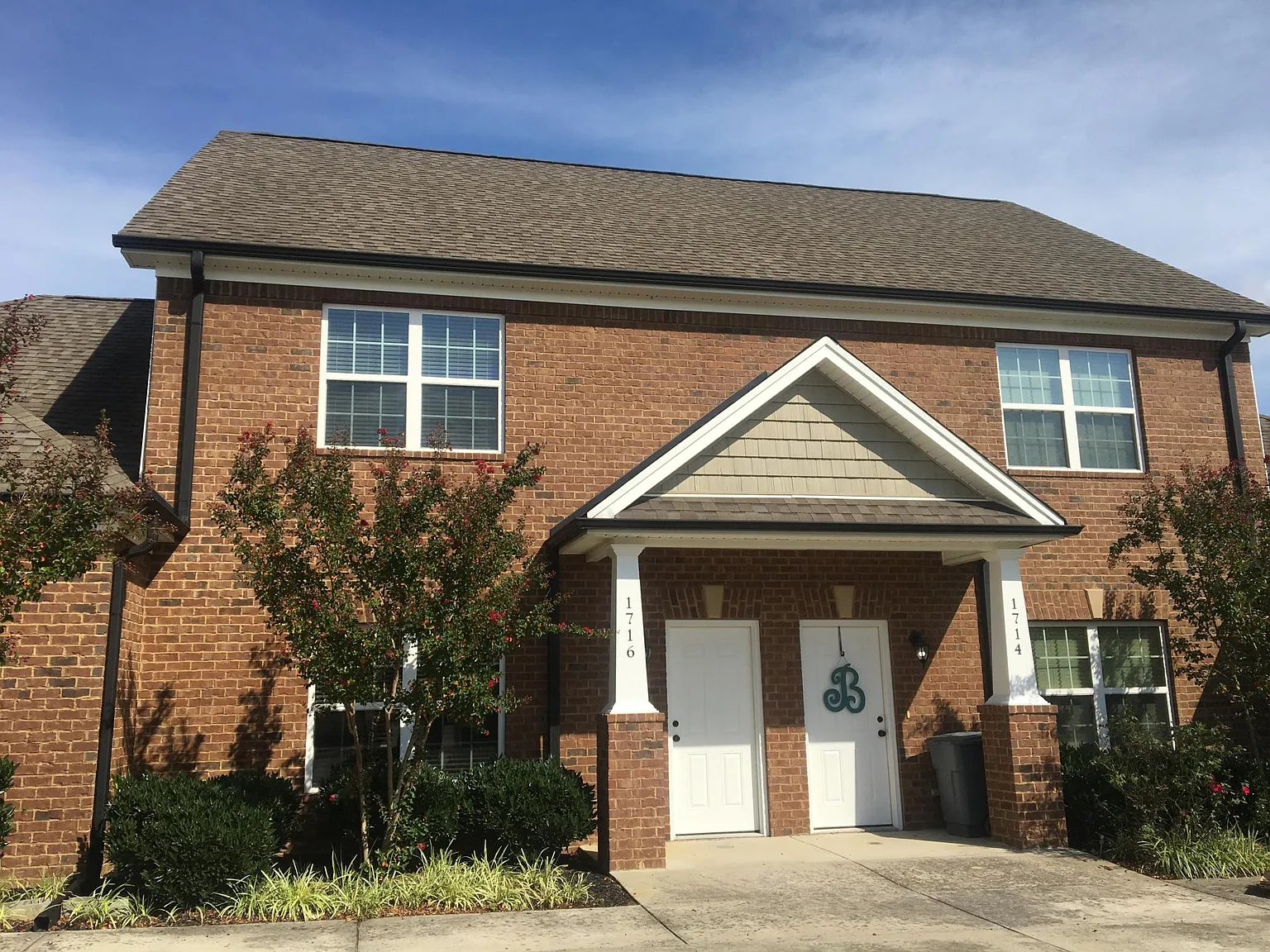 1716 Stone Castle Dr NE — Photo 1