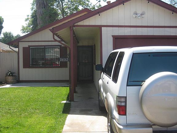 2nd image of 3650 19th Ave