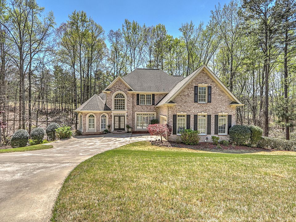 Over 5500 square feet