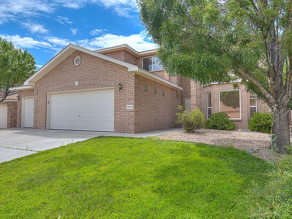 3rd image of 7215 Toulon Dr NE
