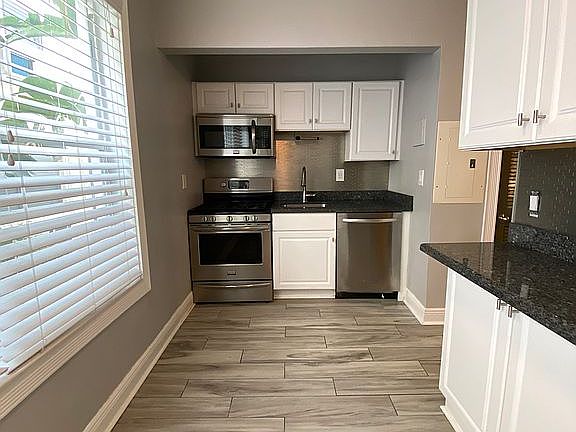 2nd image of 2851 Sheridan Ave APT 103