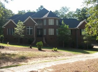 830 Pebble Dr, Hartsville, SC 29550