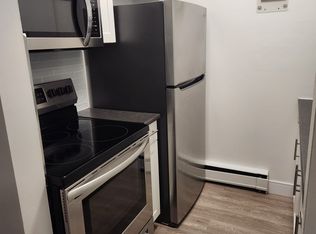 21 Stirling Ave S #13, Kitchener, ON N2G3N6