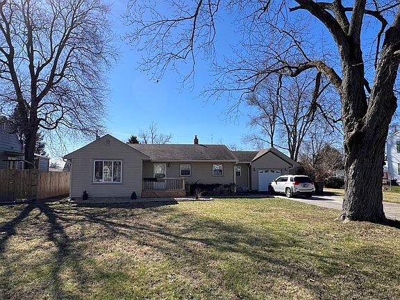 3rd image of 2423 Wildwood Ave