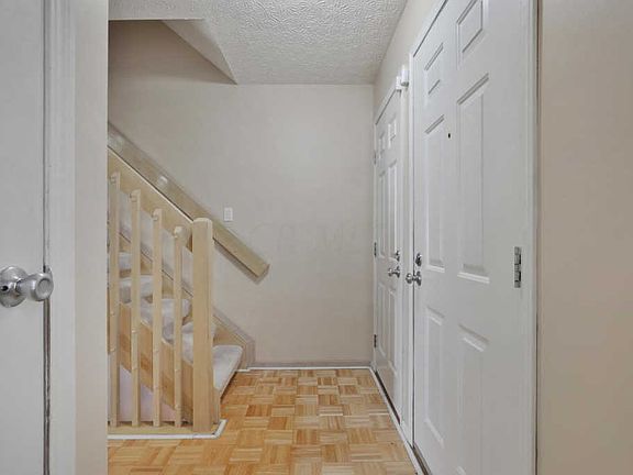 3rd image of 4097 Meadowleigh Way #37C