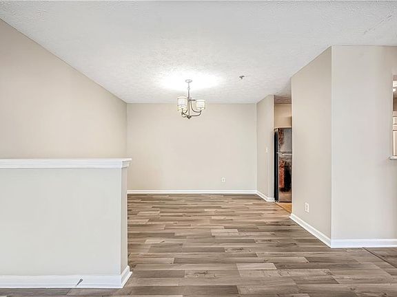5th image of 13202 Fairington Ridge Cir