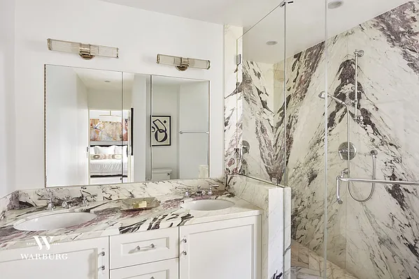 Sold by Warburg | media 12