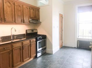 149 India St APT 3L, Brooklyn, NY 11222