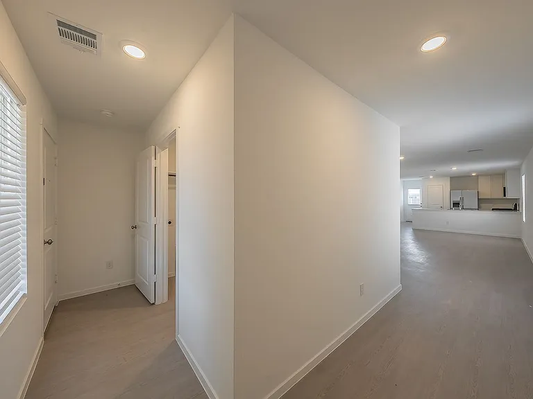 2105 Jesse James Ln — Photo 11