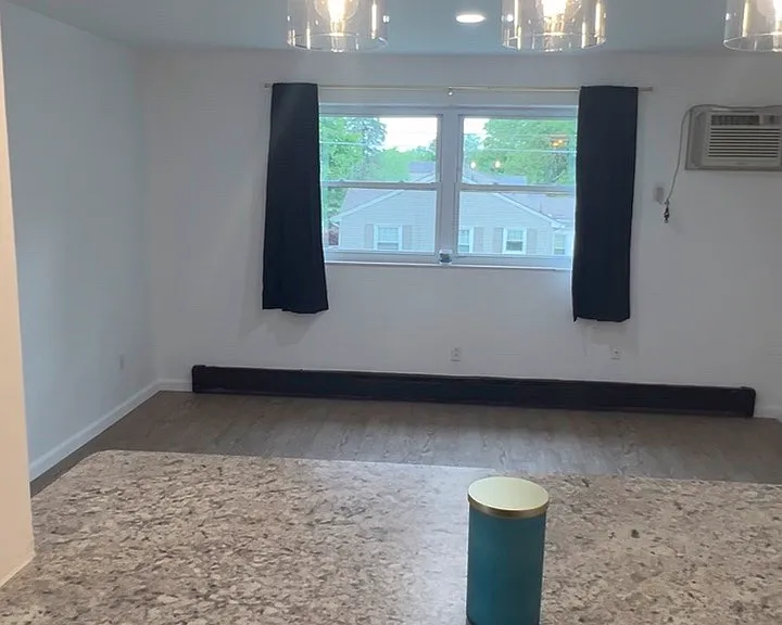 4521 Grover Dr #4 — Photo 17