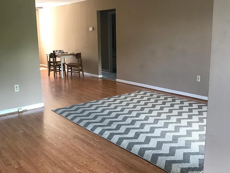 804 Christopher Dr — Photo 6