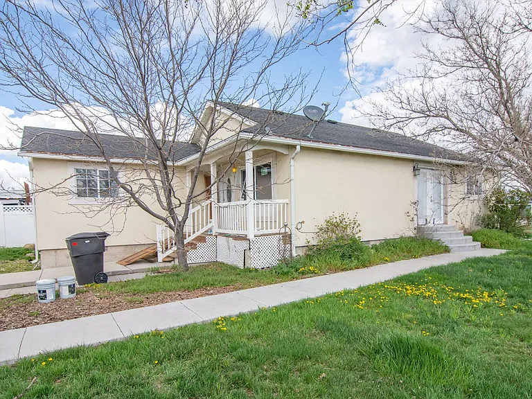 146 N 2300 W #2 — Photo 2