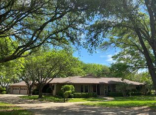 512 Winged Foot Ln, Kerrville, TX 78028