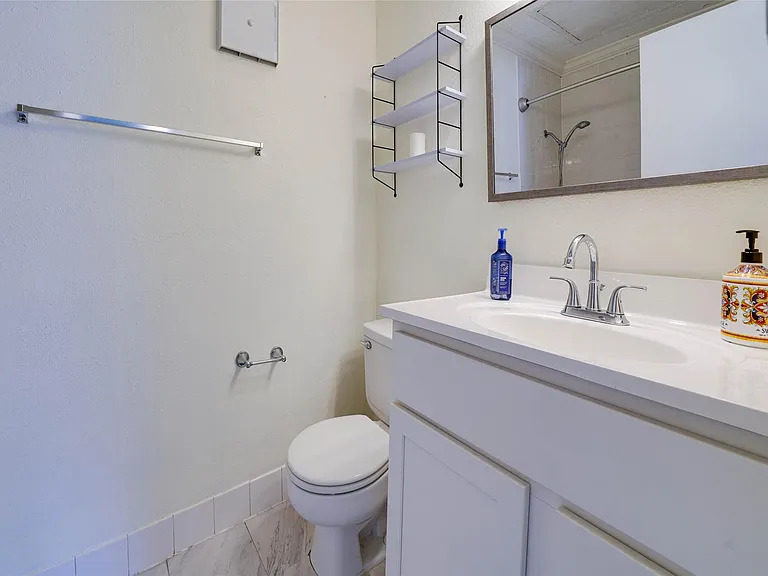 1700 Amelia Ct #613 — Photo 13