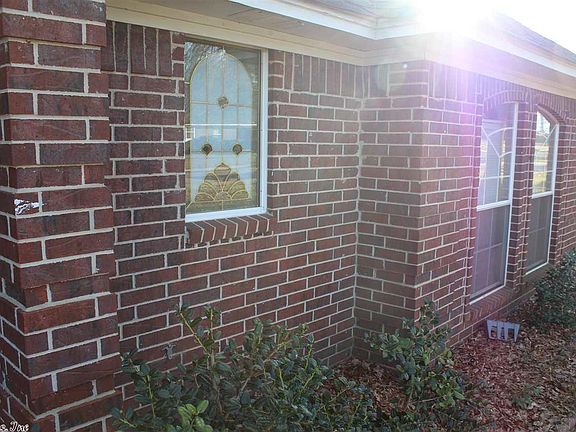 3rd image of 1806 Woodway Dr