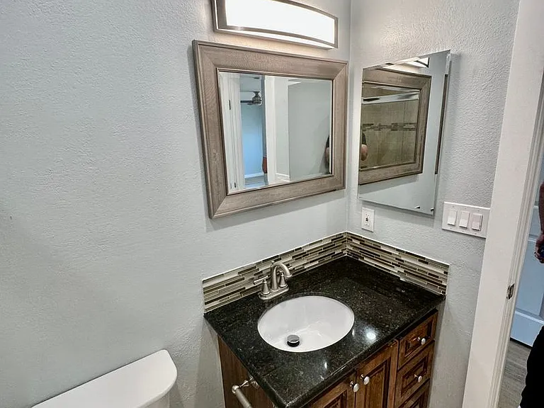 9721 Graham Street — Photo 16