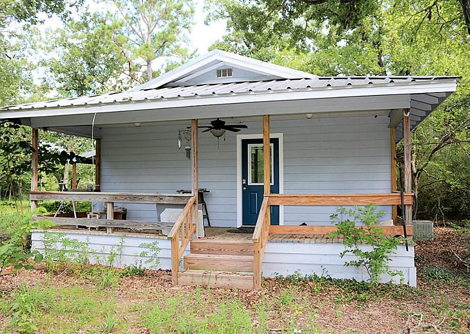 1st image of 3857 Settlers Ln