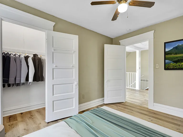 1033 E Cesar E Chavez Ave #1/2 — Photo 7