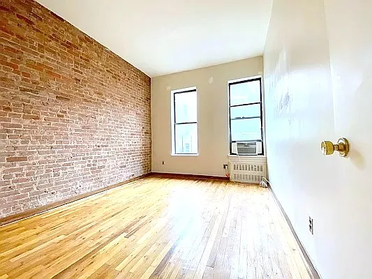 Rented by Manhattan Spaces | media 10