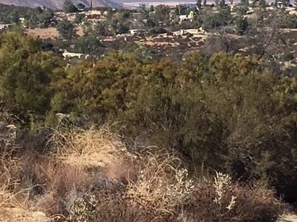 34035 Tanager Way, Hemet, CA 92544