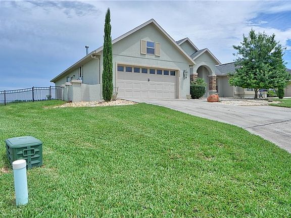 3rd image of 9558 SE 61st Ter
