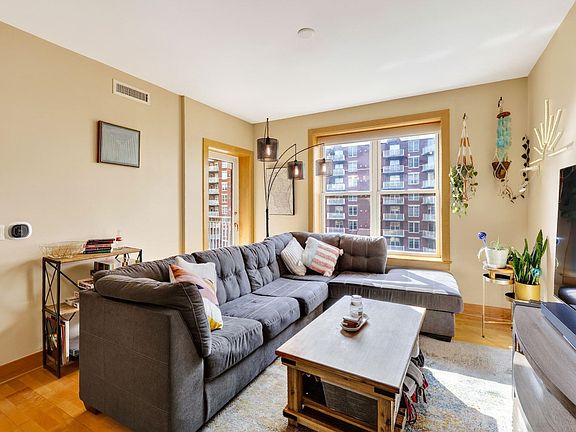 4th image of 333 W Mifflin St Unit 1057