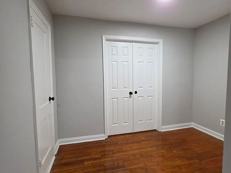 636 Newton Pl NW — Photo 3