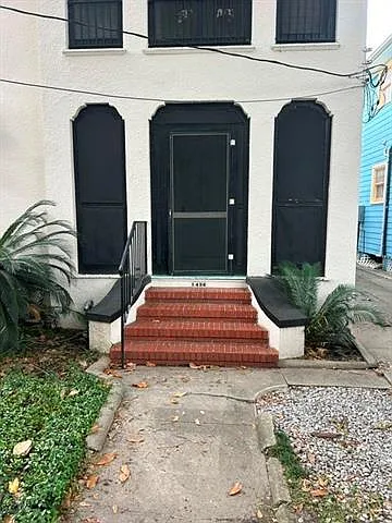1436 Calhoun St