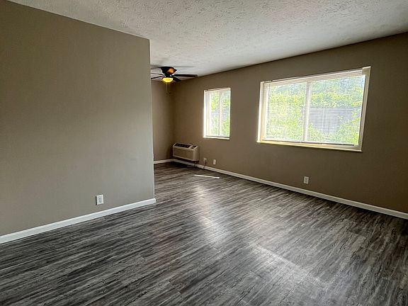 5th image of 3821 S Jefferson Ave #5