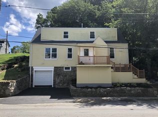 284 Lynn St, Peabody, MA 01960