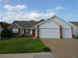 1647 Bermuda Dr, Festus, MO 63028