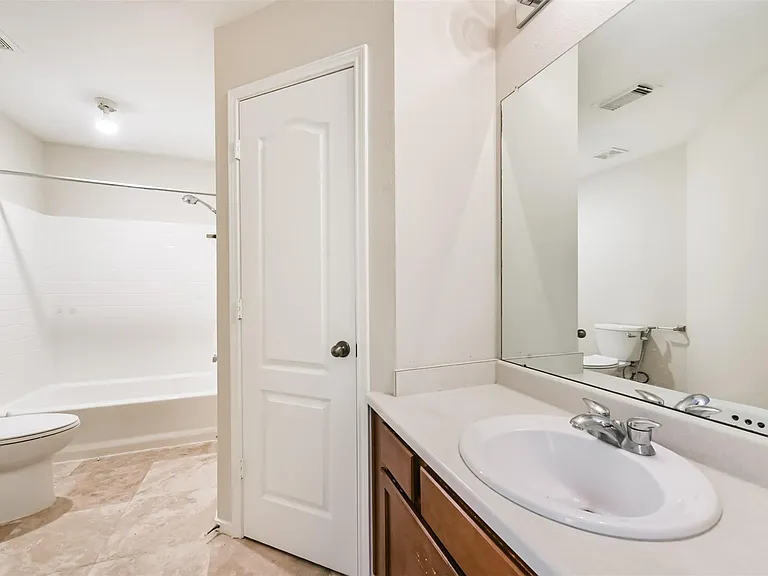 2601 Hewn Rock Way — Photo 31