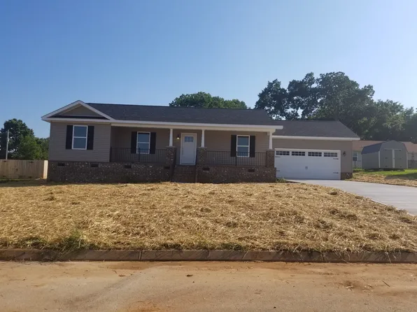 285 Foothills Dr, Dayton, TN 37321