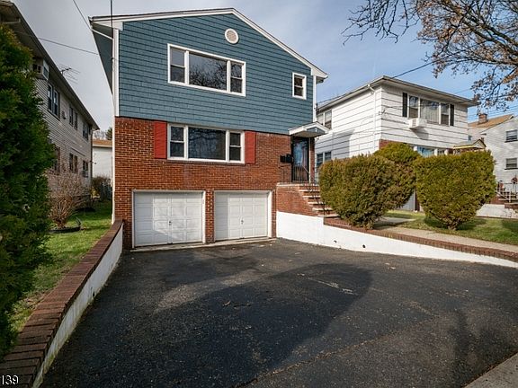 2nd image of 7 Evelyn Ct
