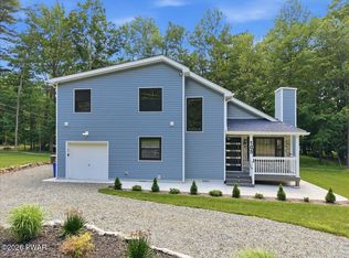 105 Aspen Dr, Tannersville, PA 18372