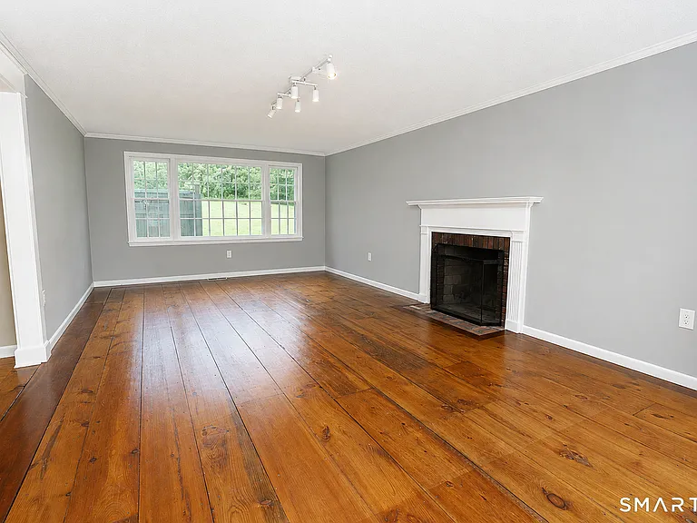 50 Fox Den Rd — Photo 11