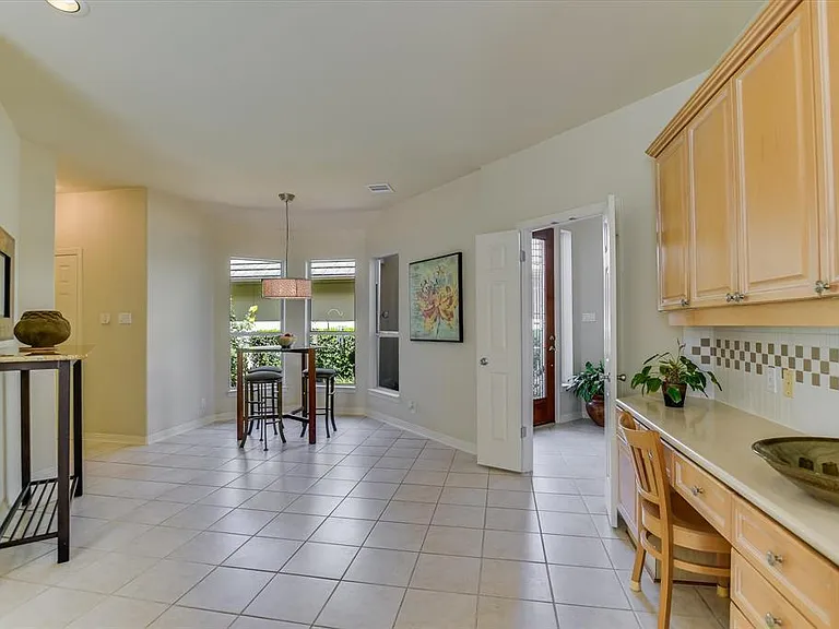 4545 Golf Vista Dr — Photo 7