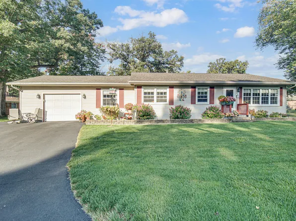 3042 Wood St, Portage, IN 46368
