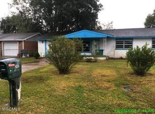 2412 Jackson Ave, Pascagoula, MS 39567