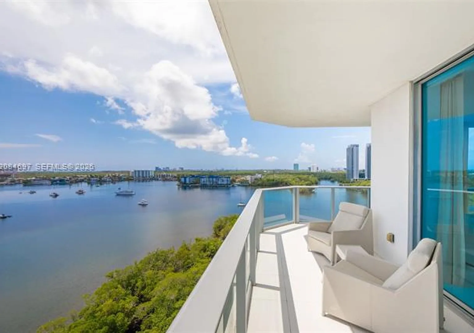 17111 SE Biscayne Blvd cu-1110, North Miami Beach, FL 33160 — Photo 4