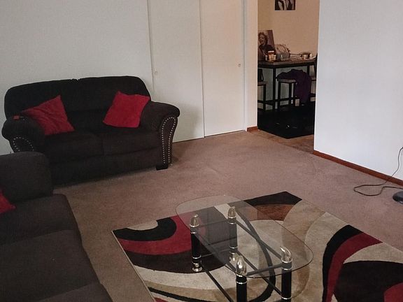 3rd image of 4521 Winnetka Ave N APT 8