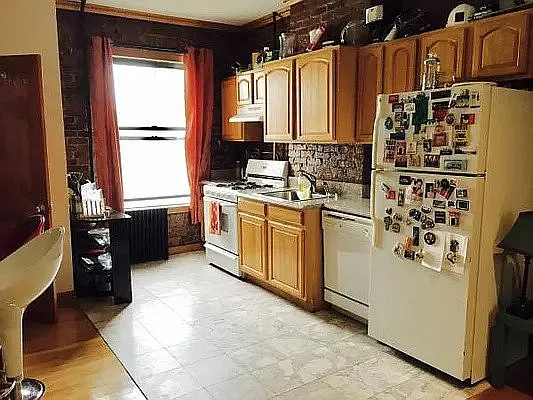 Rented by Ideal Properties Group | media 9
