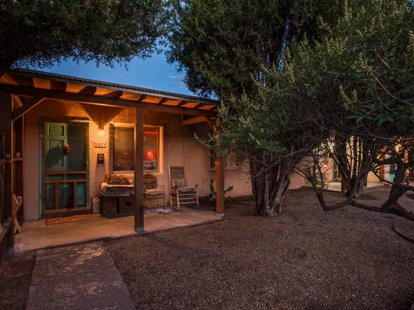 4638 10th St NW, Albuquerque, NM 87107