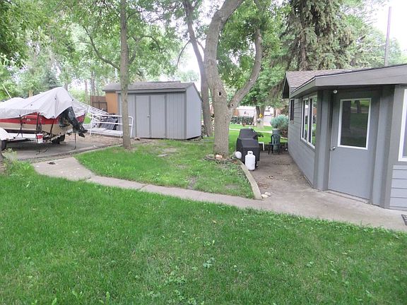 5th image of 442616 N Shore Dr