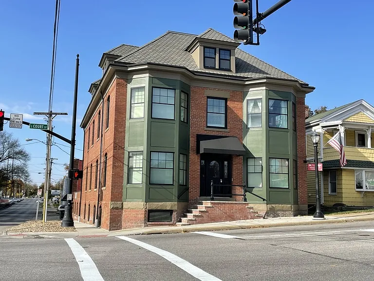 281 S Court St #1 — Photo 3